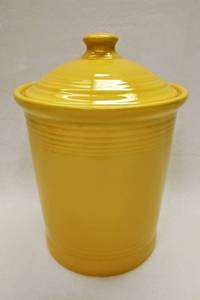 lot 5078 image: Fiesta Sunflower 3 qt Large Canister wLid