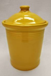 lot 5080 image: Fiesta Sunflower 1 qt Small Canister