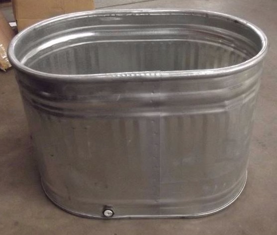 lot 4229 image: NEWBehlen Country Rounded End Tank