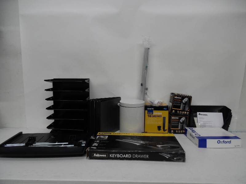 lot 4260 image: Small Office Supply Lot