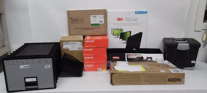 lot 4261 image: Office Supply Lot 101
