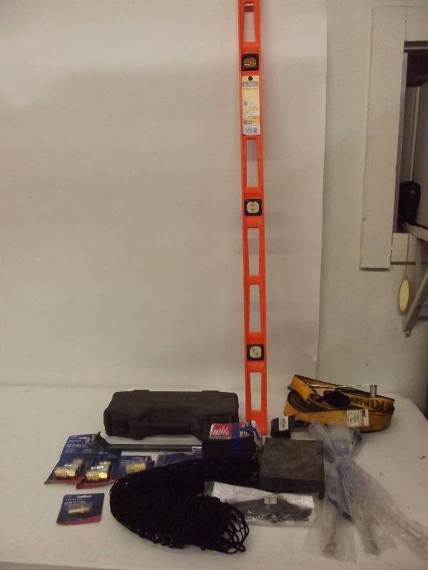lot 4238 image: Small Hardware Lot