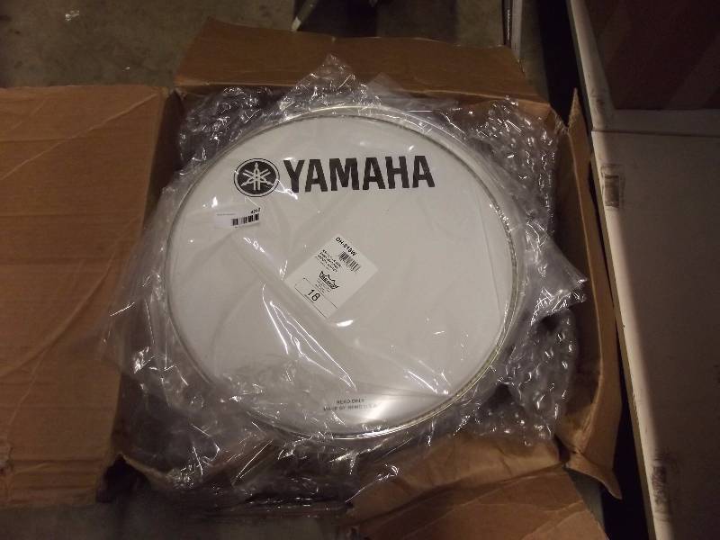 lot 4249 image: NEW  Lot of Yamaha Ambassador Smooth White Drum Covers