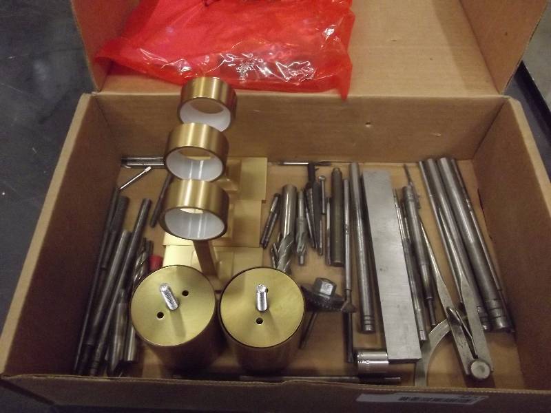 lot 4257 image: Small Hardware Lot