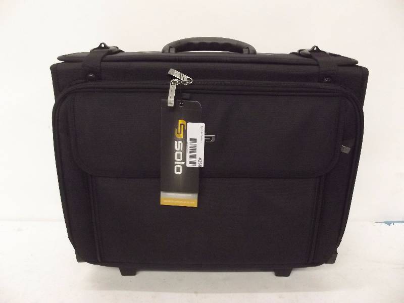 lot 4259 image: NEWBlack Solo Classic Catalog Case