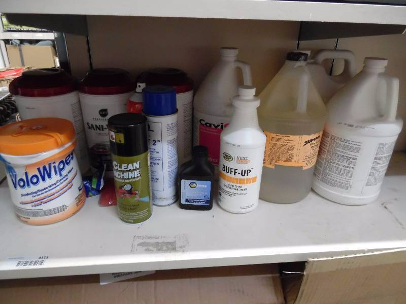 lot 4301 image: Lot of Chemicals