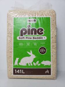lot 9119 image: AWF Pets Pick Wood Shavings Pine Bedding, 4 CU FT