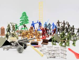 lot 2027 image: 1950s - 1960s Box Full of Plastic Army Men Toy Soldiers and Accessories most marked MPC
