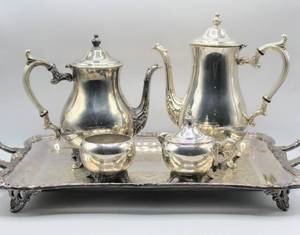 lot 2020 image: 5 Piece Wm Rogers 800 Tea and Coffee Set - Serving Platter, Cream and Sugar
