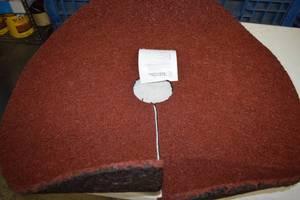 lot 48 image: Trademark Innovations Rubber Mulch Tree Skirt 30