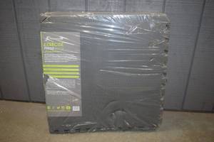 lot 72 image: ProSource Fit Exercise Puzzle Mat - 6 Pieces 24 x 24 x 34