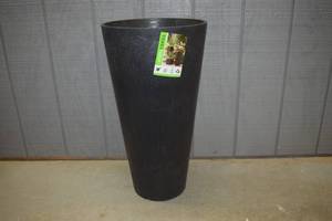 lot 75 image: Tierra Verde Planter 26 tall and 14 Diameter