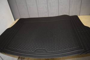 lot 101 image: Cargo Area Mat - Cut to Fit with Velcro Back