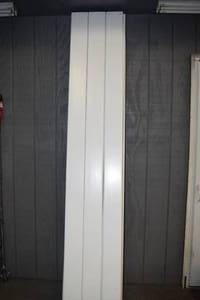 lot 125 image: 12 Pieces Vinyl Fence Railing 6 x 8