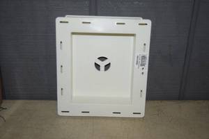lot 234 image: Mid America 10 Pack Scallop Mount White