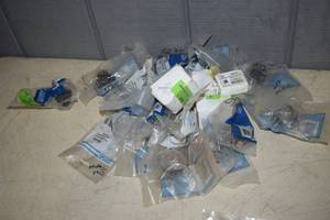 lot 386 image: 23 Adjustable Limit Thermostats