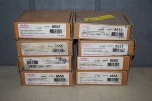 lot 413 image: 8 Aprilaire 7 Day Programmable Thermostats