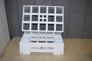 lot 333 image: 2 Michelob Ultra Plastic Dunnage Racks 10 x 17 x 5