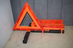 lot 354 image: 6 Roadside Triangles