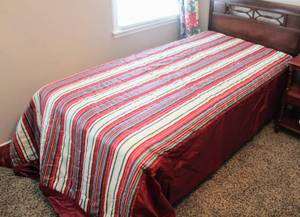 lot 6070 image: Custom Made Queen Size Bedspread Deep Red with Stripe Design