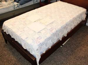 lot 6084 image: VintageAntique Crochet Bed Coverlet or Tablecloth with 2 Vintage pillowcases