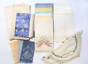 lot 6090 image: VintageAntique Table Linens and Hand Towels
