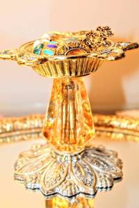 lot 6110 image: Gorgeous Vintage Decorative Glass and Metal Art Pedestal Dish Ashtray