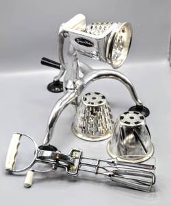 lot 6044 image: Vintage Gricer Deluxe Hand Shredder and Vintage Rotary Maynard Hand Mixer
