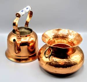 lot 6054 image: (2) Vintage Copper Piece Lot includes Kettle with Porcelain Handle and Vintage Copper Hand Forged Vessel