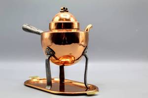 lot 6057 image: Vintage copper small boiling tea pot and tray