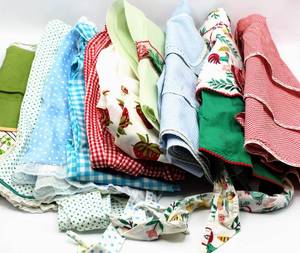 lot 6097 image: Lot of 10 Vintage Aprons