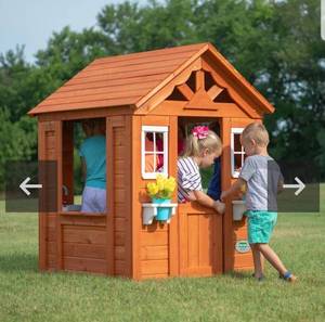 lot 12 image: Backyard Discovery Timberlake Playhouse