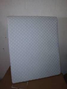 lot 141 image: Bed Wedge Pillow with 1.5 Inch Memory Foam Top, (24 x 28 x 12 Inches), Removable and Washable Cover, Perfect for Sleeping or Reading, Leg Elevation, Back Support, LENORA 12 Inch Wedge