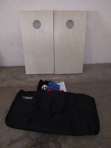lot 249 image: GoSports Classic Cornhole Set - Includes 8 Bean Bags, Travel Case and Game Rules