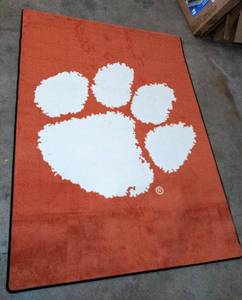 lot 130 image: Clemson Tigers Orange Area Rug  54 x 78