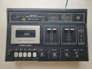 lot 2 image: Sankyo Stereo Casette Deck STD-1510 -Dolby System