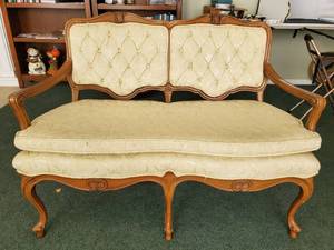 lot 5212 image: French Settee with Floral Pattern
