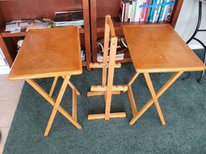 lot 5216 image: Lot of 2 Wooden Tv Trays with Stand to Store