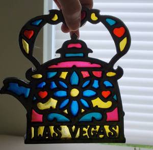 lot 5242 image: Stain Glass Las Vegas Trivet