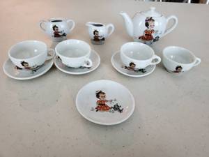 lot 5243 image: Lot of Japanese Tea Set with Girl in Orange Dress
