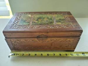 lot 6075 image: Carved Wooden Trinkets Box