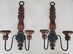 lot 6078 image: Lot of 2 Wooden Wall Hanginf Candle Holders