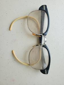 lot 6080 image: Vintage Glasses