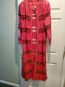 lot 6088 image: Red Leather 1X Venee New York