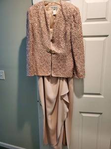 lot 6093 image: Karen Miller Salmon and Beige Dress and Jacket Set Size 16
