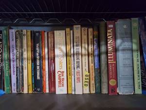 lot 6096 image: Lot of Literature