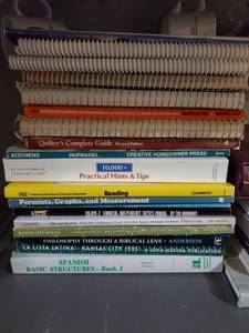 lot 6111 image: Lot of Literature