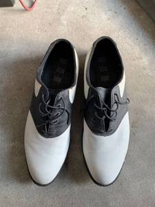 lot 6163 image: Men��s Nike Golf Shoes Size 14
