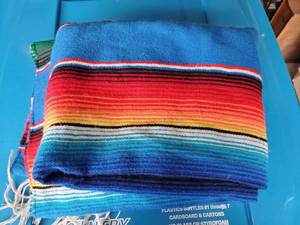 lot 6171 image: Hispanic Colorful Blanket Shaw
