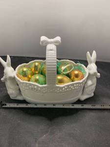 lot 7493 image: Porcelain Easter Basket With Eggs